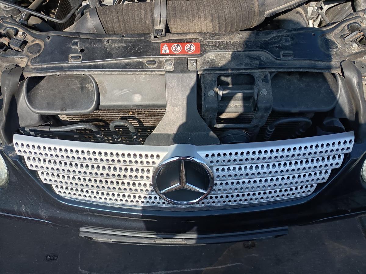 Mercedes Cl203 Sportcoupe original K&uuml;hlergrill Facelift Baujahr 2004