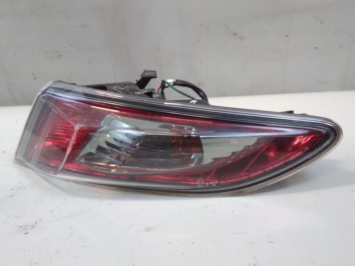 Honda Civic 8 FK2 R&uuml;ckleuchte Schlussleuchte rechts au&szlig;en 5t&uuml;rig Facelift BJ2009