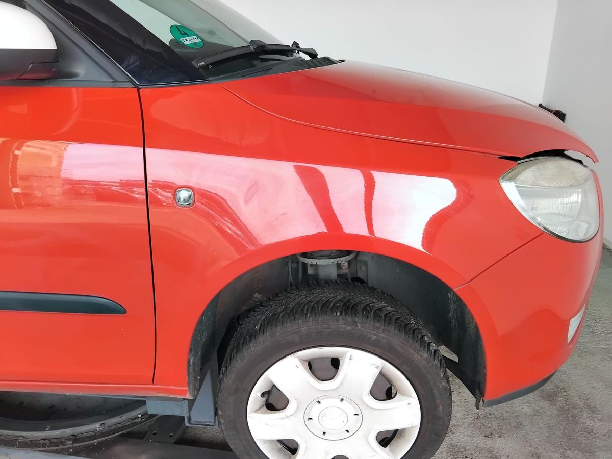 Skoda Fabia 2 5J original Kotflügel vorn rechts corridarot 8151 BJ2009