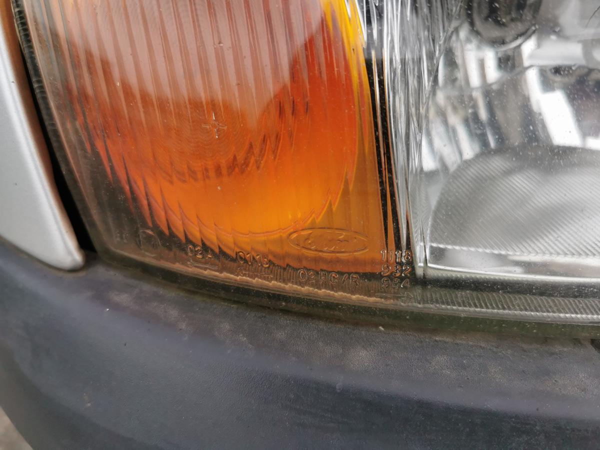 Ford Fiesta JBS Scheinwerfer Hauptscheinwerfer Frontscheinwerfer vorn rechts