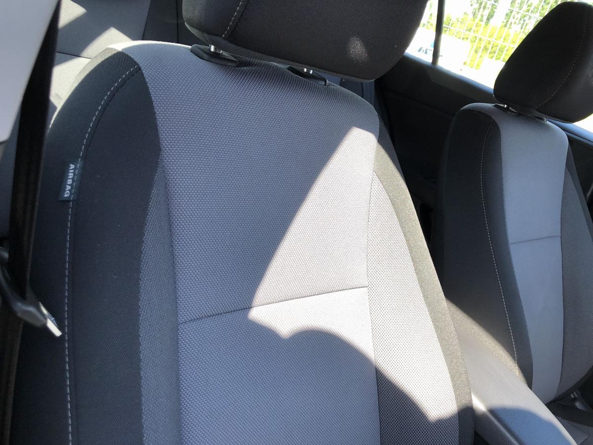 Hyundai i20 GB Sitz vorn rechts Beifahrersitz f&uuml;r 5 t&uuml;rer Stoffsitz mit Heizung