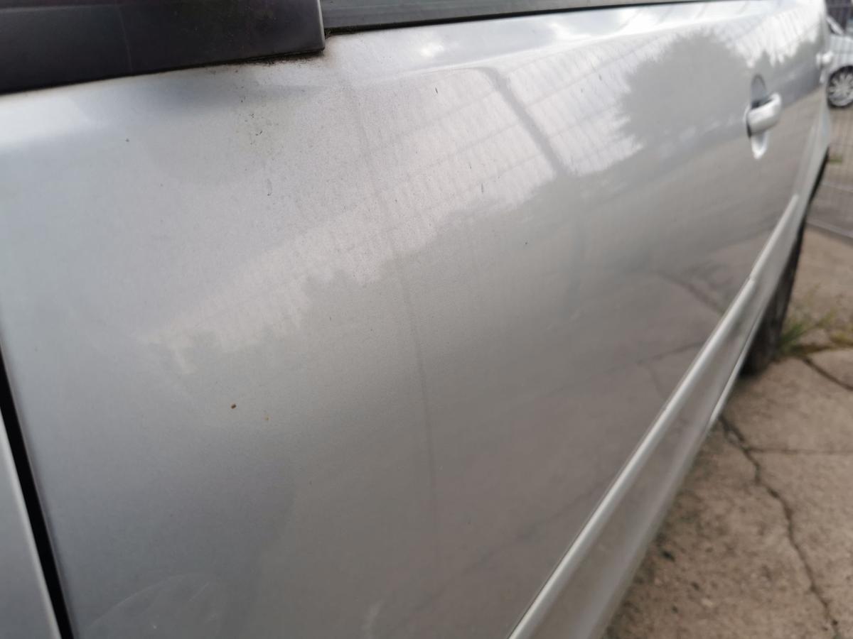 VW Polo 9N1 Fahrertür Tür Autotür Rohbautür vorn links LA7W Reflexsilber 5trg
