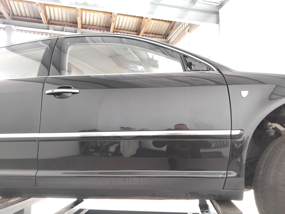 VW Phaeton GP1 T&uuml;r vorn rechts Beifahrert&uuml;r tarantellaschwarz LR9V BJ2007