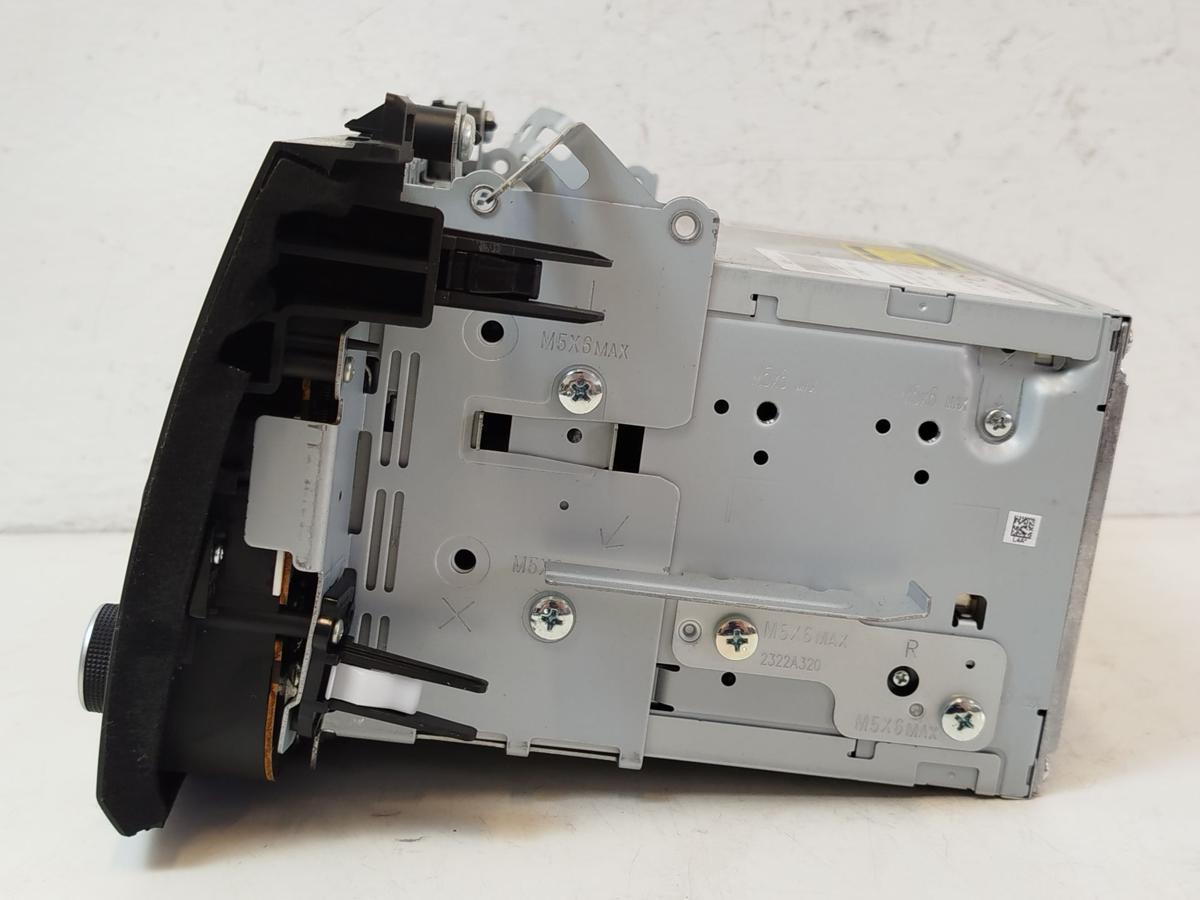 Mazda 3 BL Radio Autoradio mit CD und MP3 kein Code vorhanden OEM
