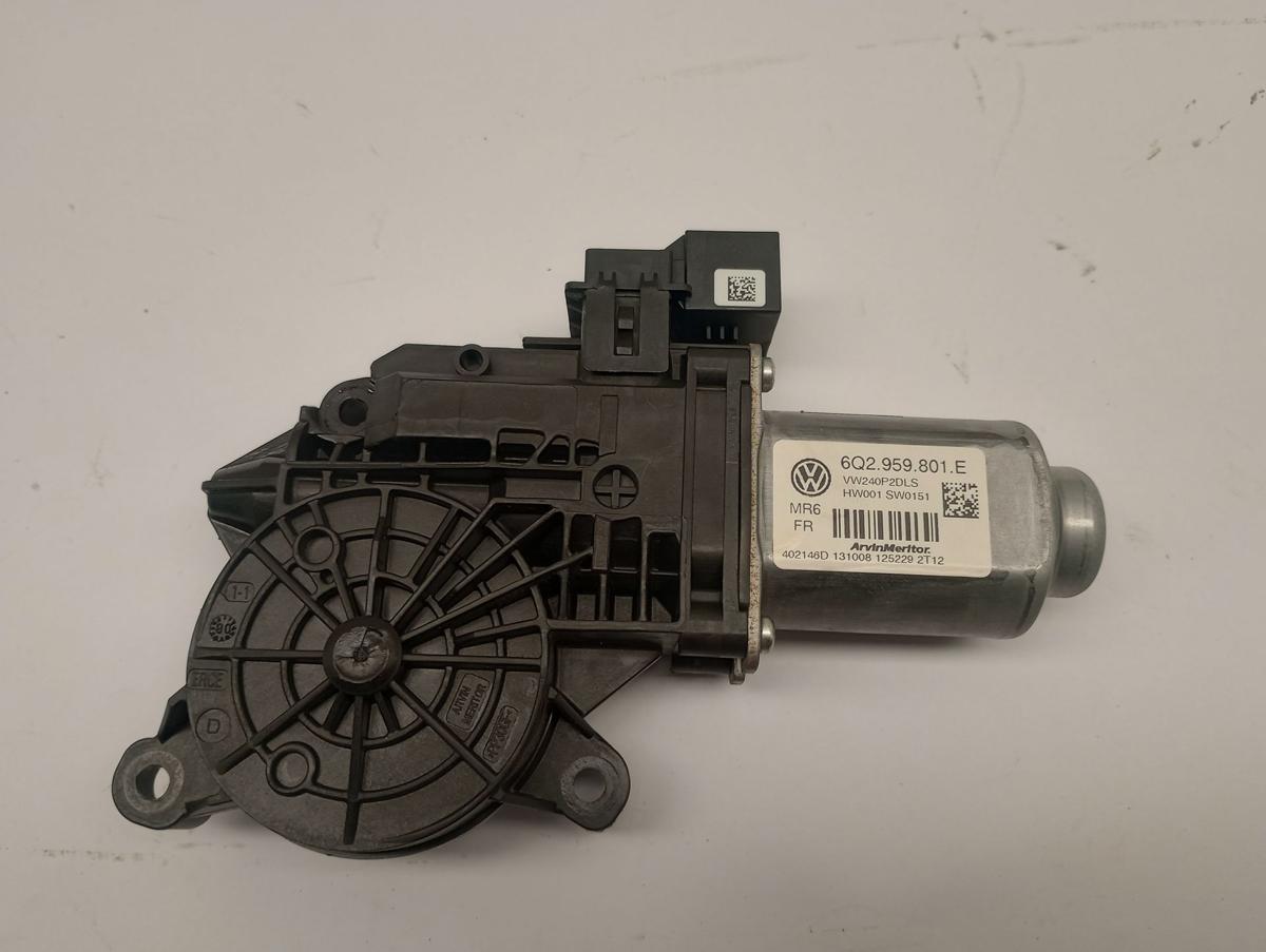 VW Polo 9N3 orig Motor für elektrischen Fensterheber rechts Bj 2008