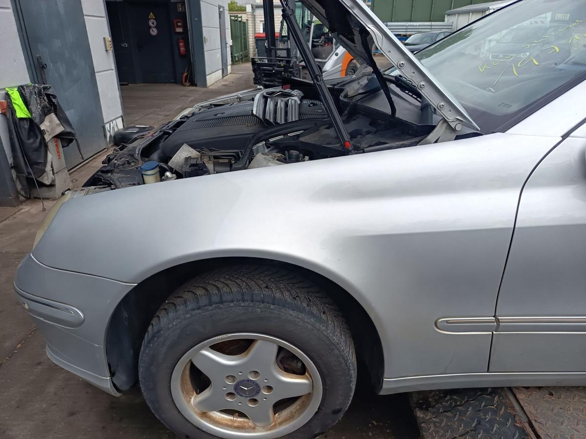 Mercedes CL203 original Kotfl&uuml;gel links Seitenteil 775 Iridiumsilber Bj 2006