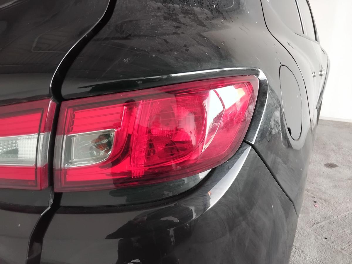 Renault Clio IV X98 original R&uuml;ckleuchte Heckleuchte rechts au&szlig;en BJ2016