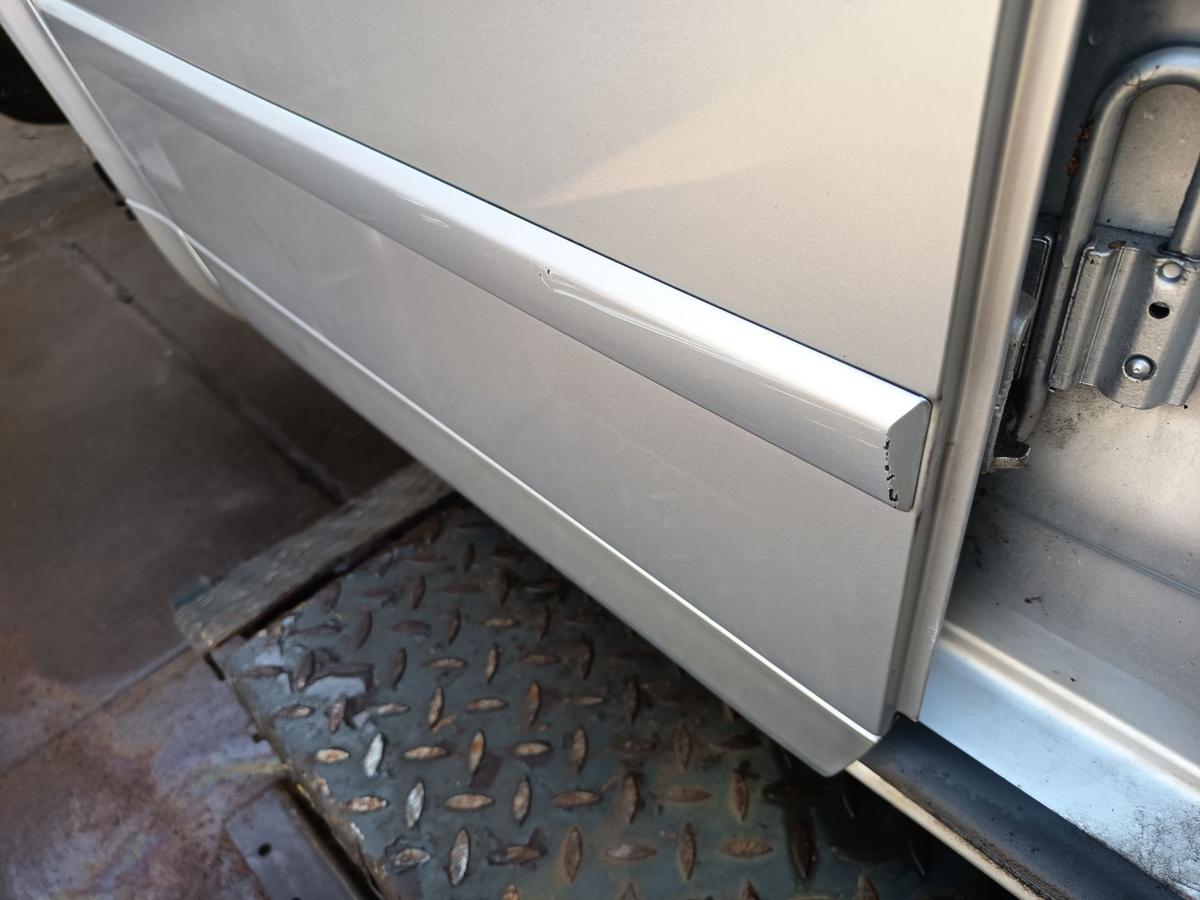 Audi A4 B6 Limo original T&uuml;r hinten rechts Fond Y7W Lichtsilber Bj 2003