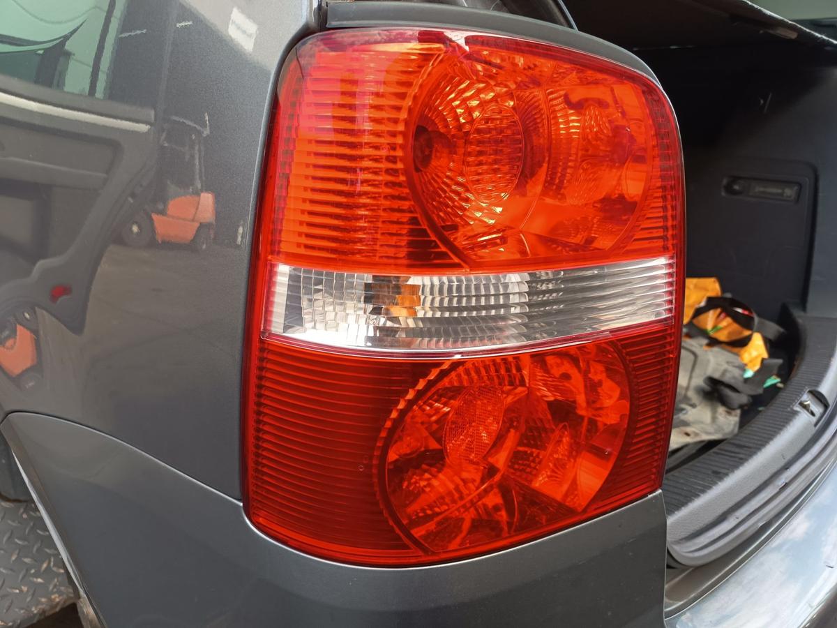 VW Touran 1T original Rückleuchte links Heck/Schluss/Licht Bj 2006