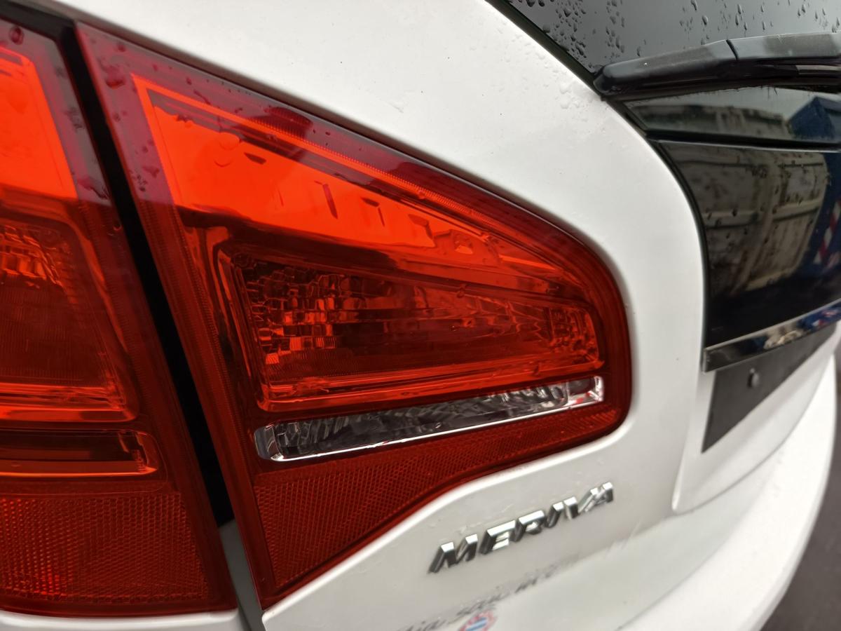 Opel Mervia B original R&uuml;ckleuchte links innen Heckschlusslicht Bj 2012