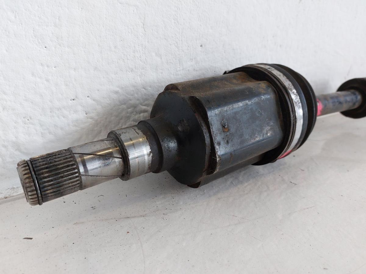 Chevrolet Cruze J300 Antriebswelle Gelenkwelle rechts vorn 1.8 Schaltgetriebe