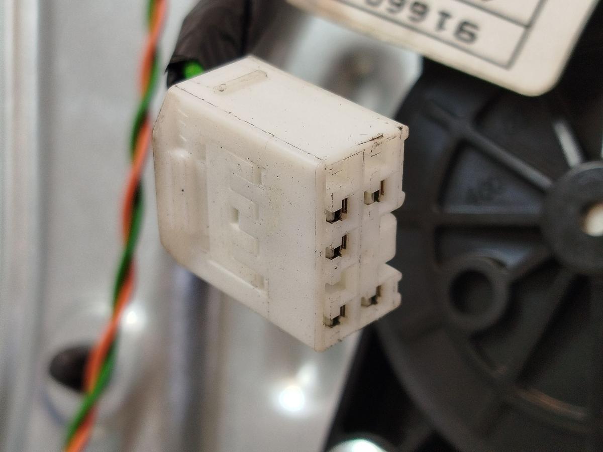 Kia Venga YN Fensterheber hinten rechts elektrisch Motor und Hebermechanik OEM