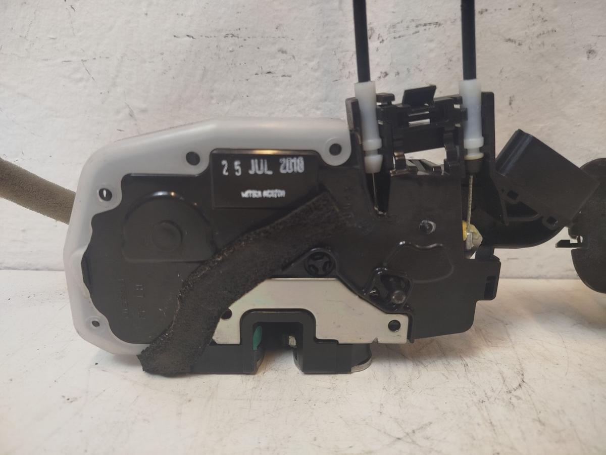 Nissan Leaf ZE1 40kWh T&uuml;rschloss hinten links mit ZV Fondt&uuml;r