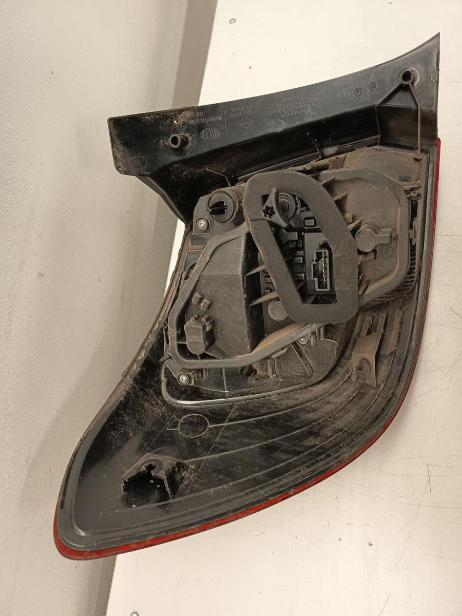 Dacia Sandero II Stepway bis2017 original Rück-Heck-Schlussleuchte rechts Dacia Sandero II Stepway bis2017 original Rück-Heck-Schlussleuchte rechts