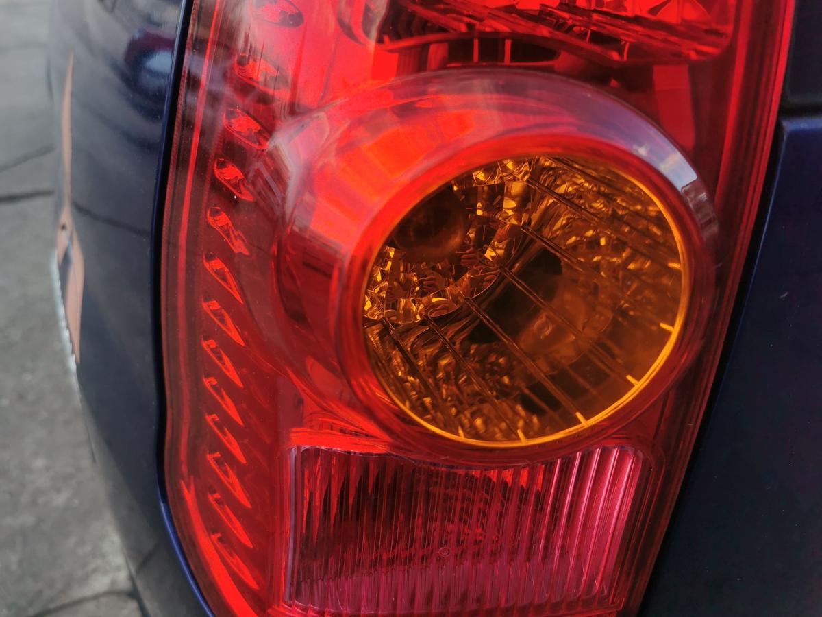 Mitsubishi Space Star DG0 R&uuml;ckleuchte Schlussleuchte R&uuml;cklicht links ab Bj 2002