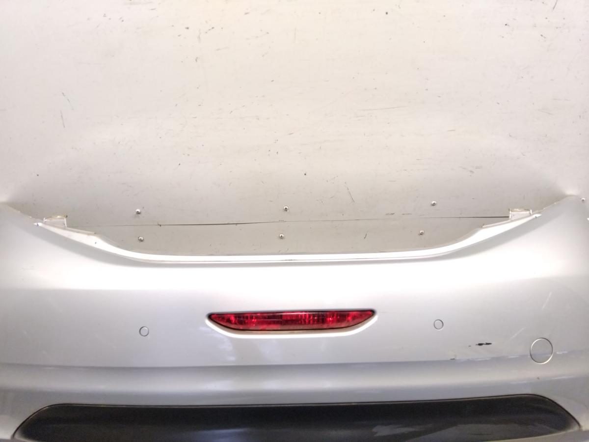 Peugeot 208 original Stoßfänger Stoßstange hinten silber mit PDC Bj.2016