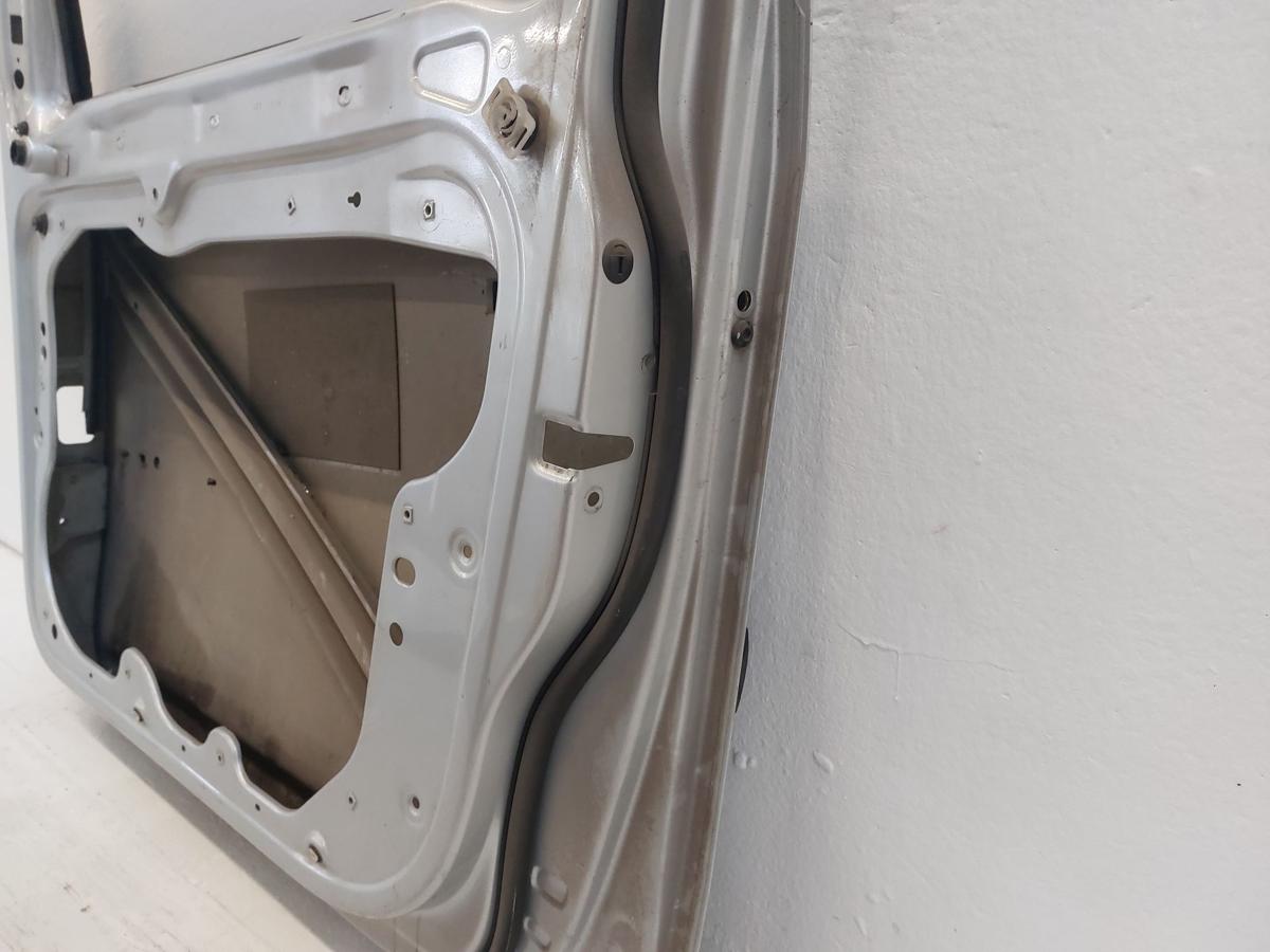 VW Touran 1T Tür vorn rechts Beifahrertür im Rohbau LA7W Reflexsilber 03 bis10