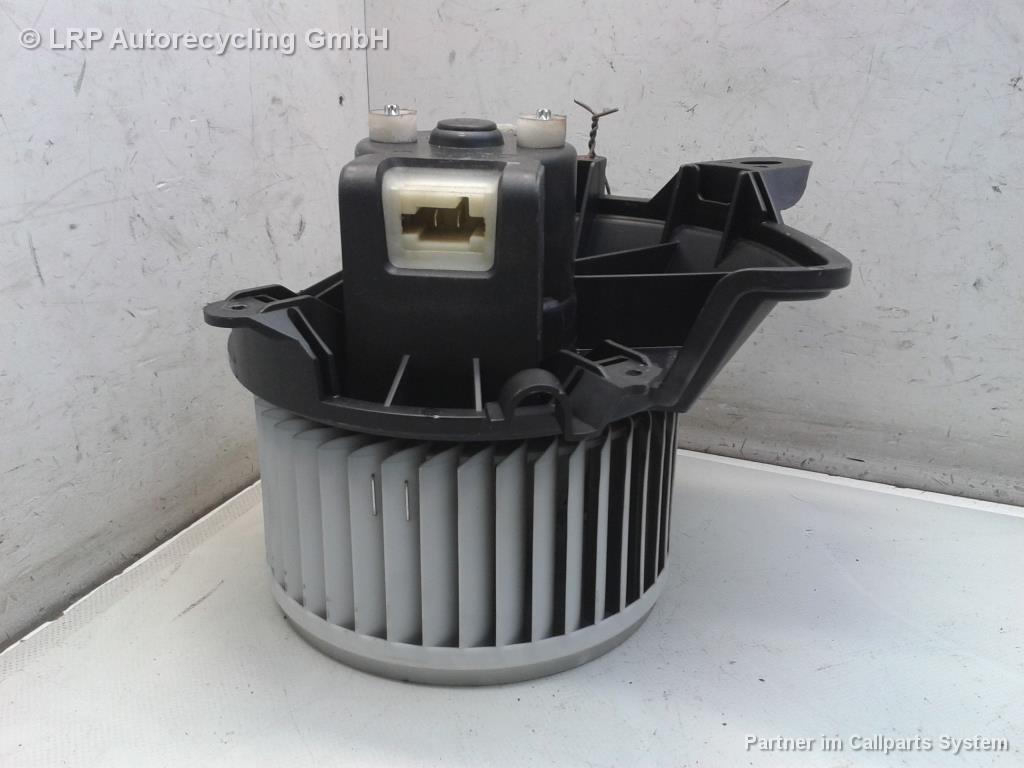 Opel Corsa D BJ2011 Gebläsemotor Heizung 13335075 Denso Klima