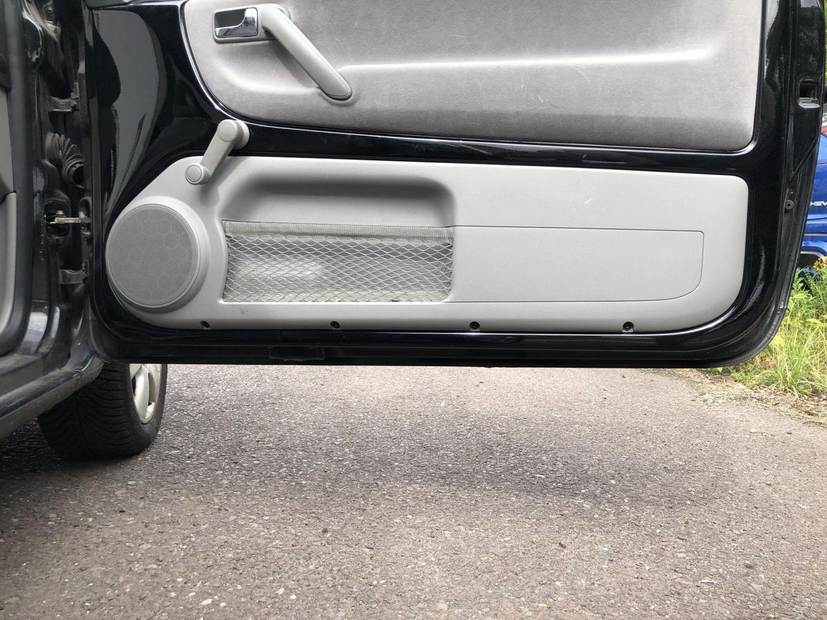 VW Lupo 6X T&uuml;r vorn rechts Beifahrert&uuml;r Rohbau L041 Brillantschwarz f&uuml;r man. FH