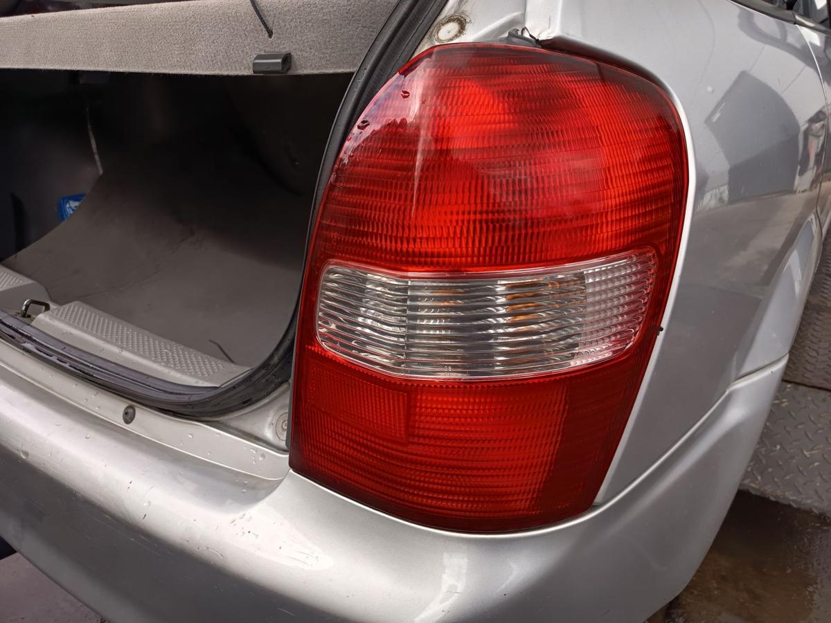 Mazda 323f VI original Rückleuchte rechts Heck/Schluss/Licht Bj 2002