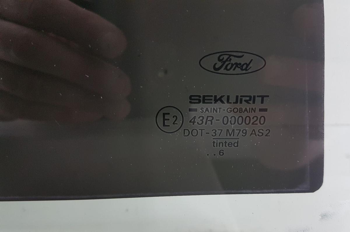 Ford Mondeo Turnier Türscheibe hinten rechts getönt Bj2005 Kombi