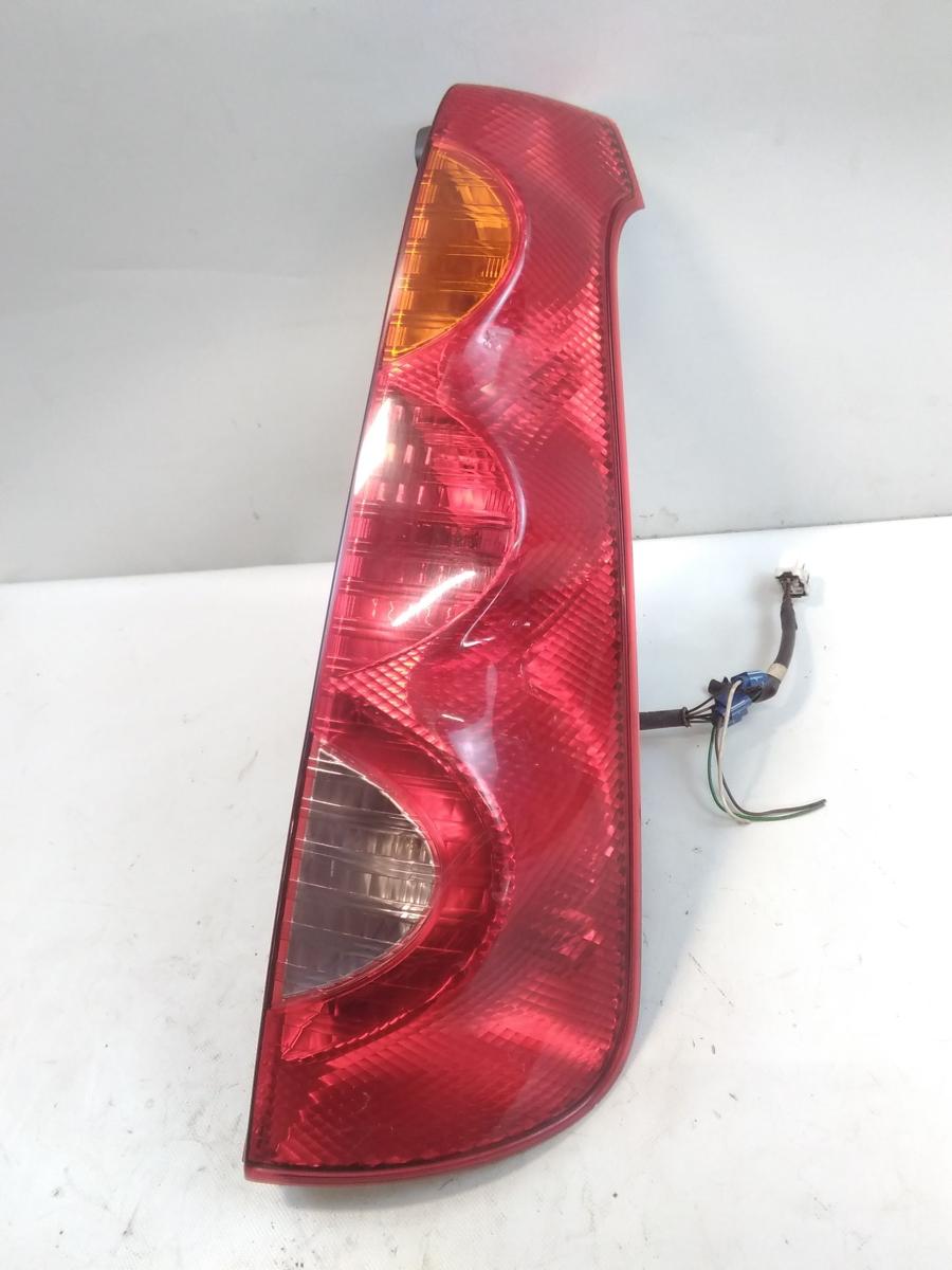 Nissan Note E11 original R&uuml;ckleuchte Heckleuchte rechts BJ2006