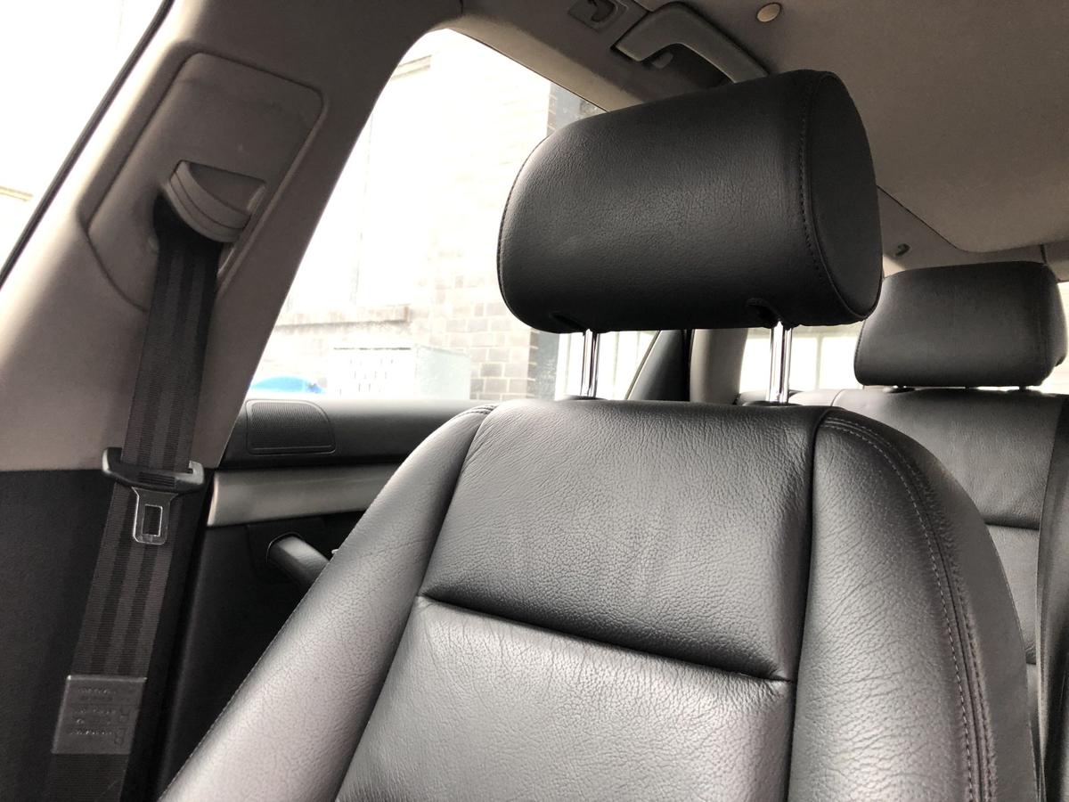 Audi A4 8E B6 Avant Lederausstattung Ledersitze schwarz Ledersitzausstattung