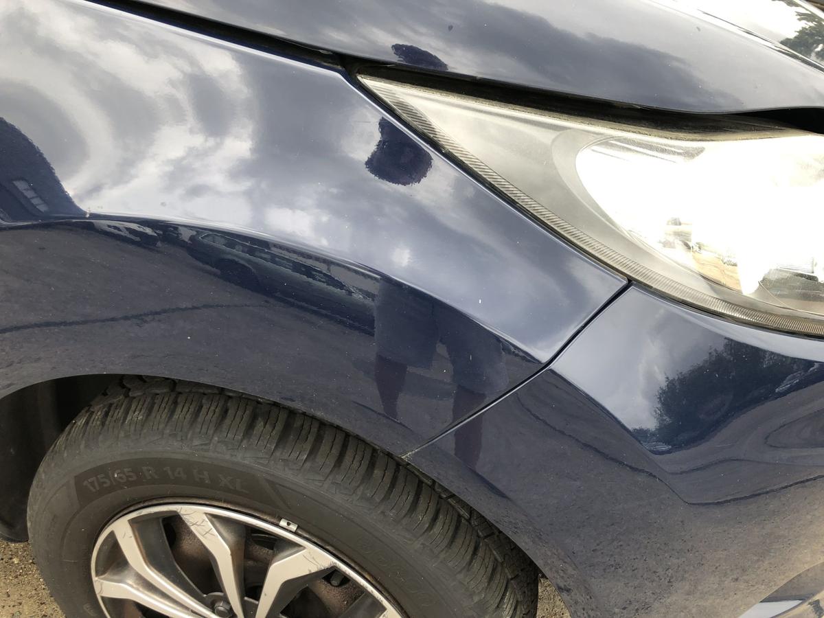 Ford Fiesta JA8 Kotflügel vorn rechts Beifahrerseite Blazer Blau
