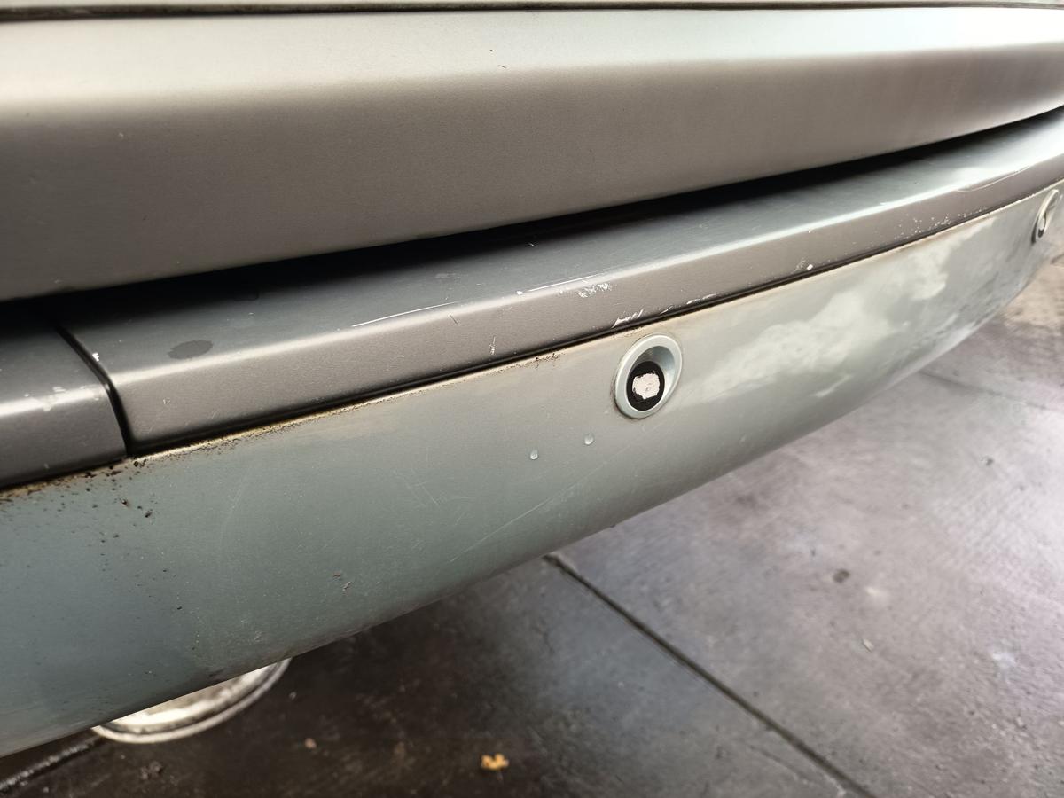 Renault Laguna II original Sto&szlig;stange F&auml;nger hinten Heck B64 Granitsilber Bj2001