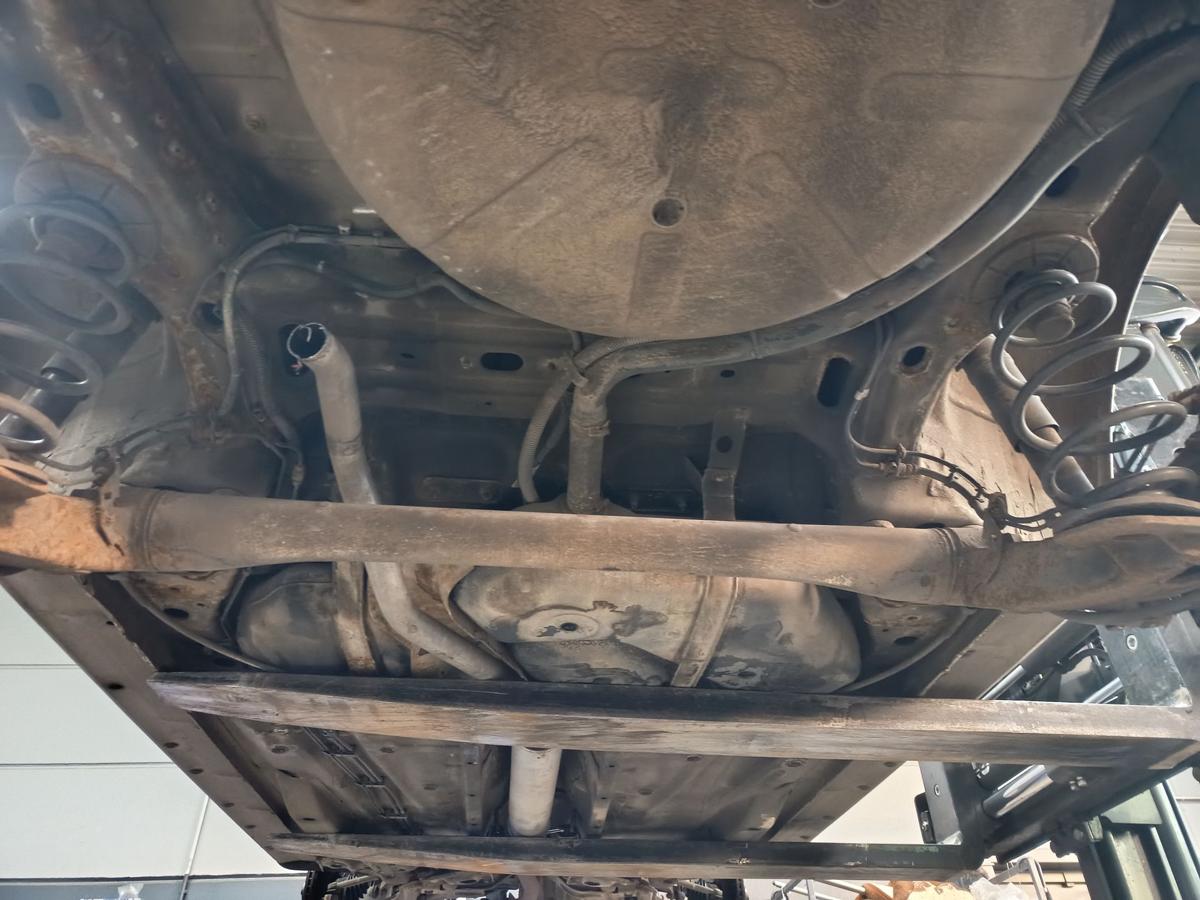 Opel Astra H Caravan Bj 2008 original Hinterachse 1,8L 103KW Benzin 5-Loch