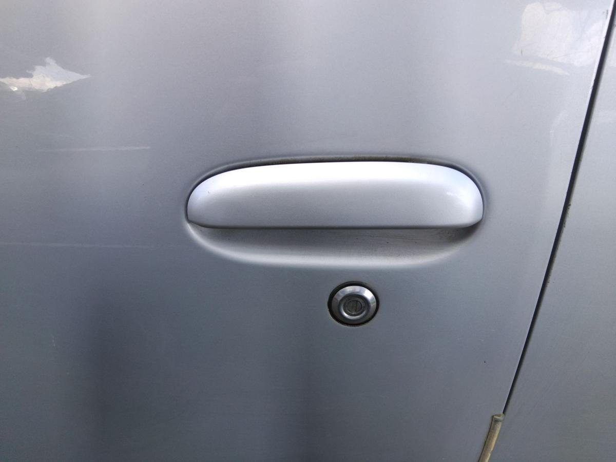 Toyota Yaris Verso original Tür vorn links Fahrertür silber 1E7 BJ2004