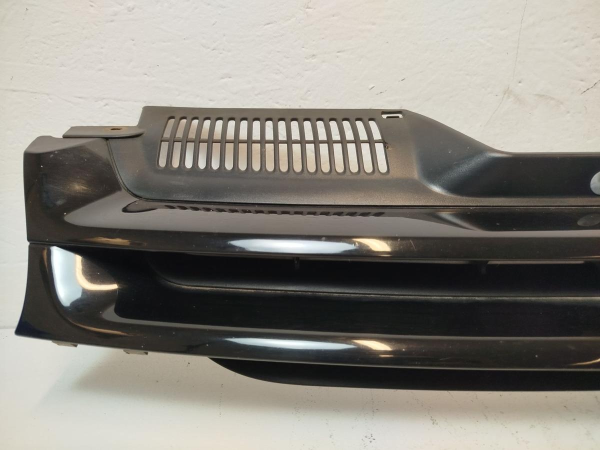 VW Golf V 5 1K Grill Kühlergrill Frontgrill mit Logo L041 Brillantschwarz VW Golf V 5 1K Grill Kühlergrill Frontgrill mit Logo L041 Brillantschwarz