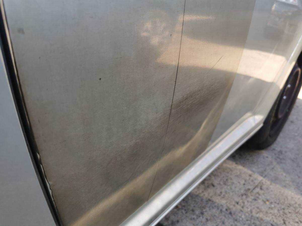 Toyota Avensis T25 Kombi Tür Autotür Fondtür hinten links 1C0 Radiant Silver ROH