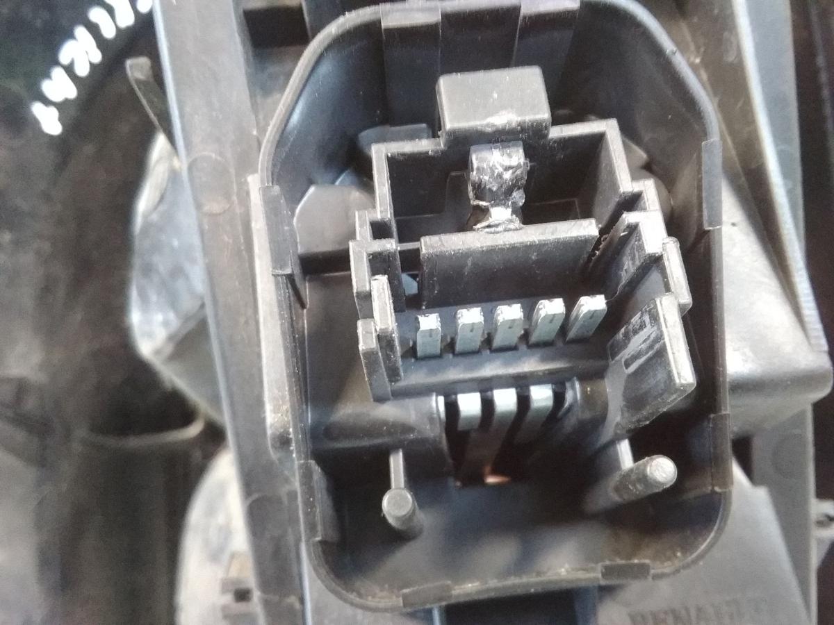 Renault Twingo 2 original R&uuml;ckleuchte Schlussleuchte links BJ2010