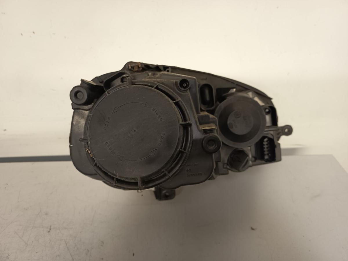VW Golf V original Hauptscheinwerfer links Halogen Frontlicht Bj 2003
