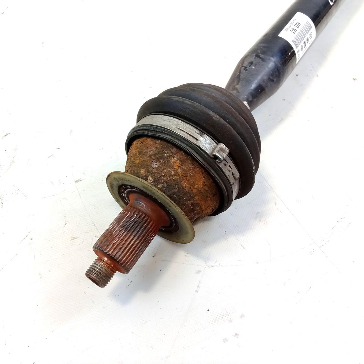 Skoda Fabia 5J orig Antriebswelle Gelenkwelle vorn rechts 1.2 44kw CGPB BJ2013