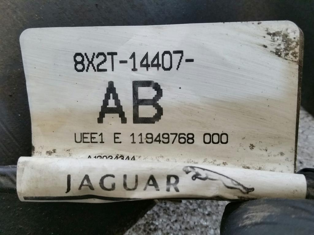 Jaguar XF X250 Bj.08 Tank Kraftstoffbehälter 2.7 V6 Diesel 6R839010BC
