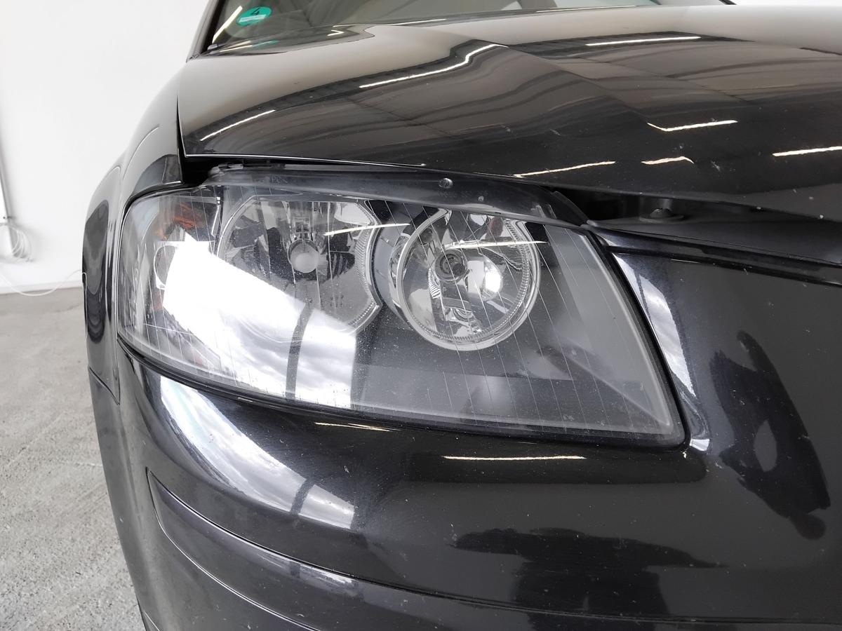 Audi A3 8P original Scheinwerfer rechts Halogen mit LWR BJ2007