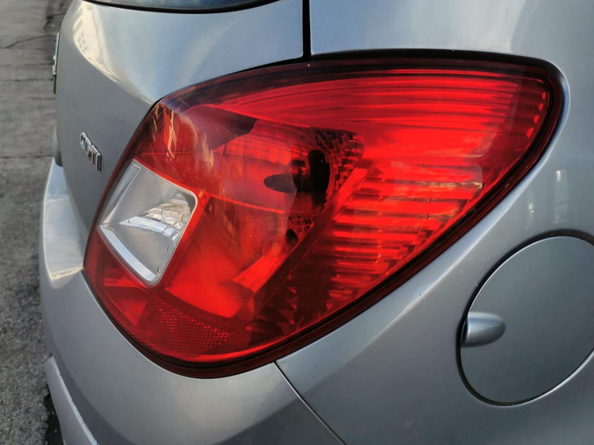 Opel Corsa D Rückleuchte Schlussleuchte Rücklicht Lampe hinten rechts 5 Türer