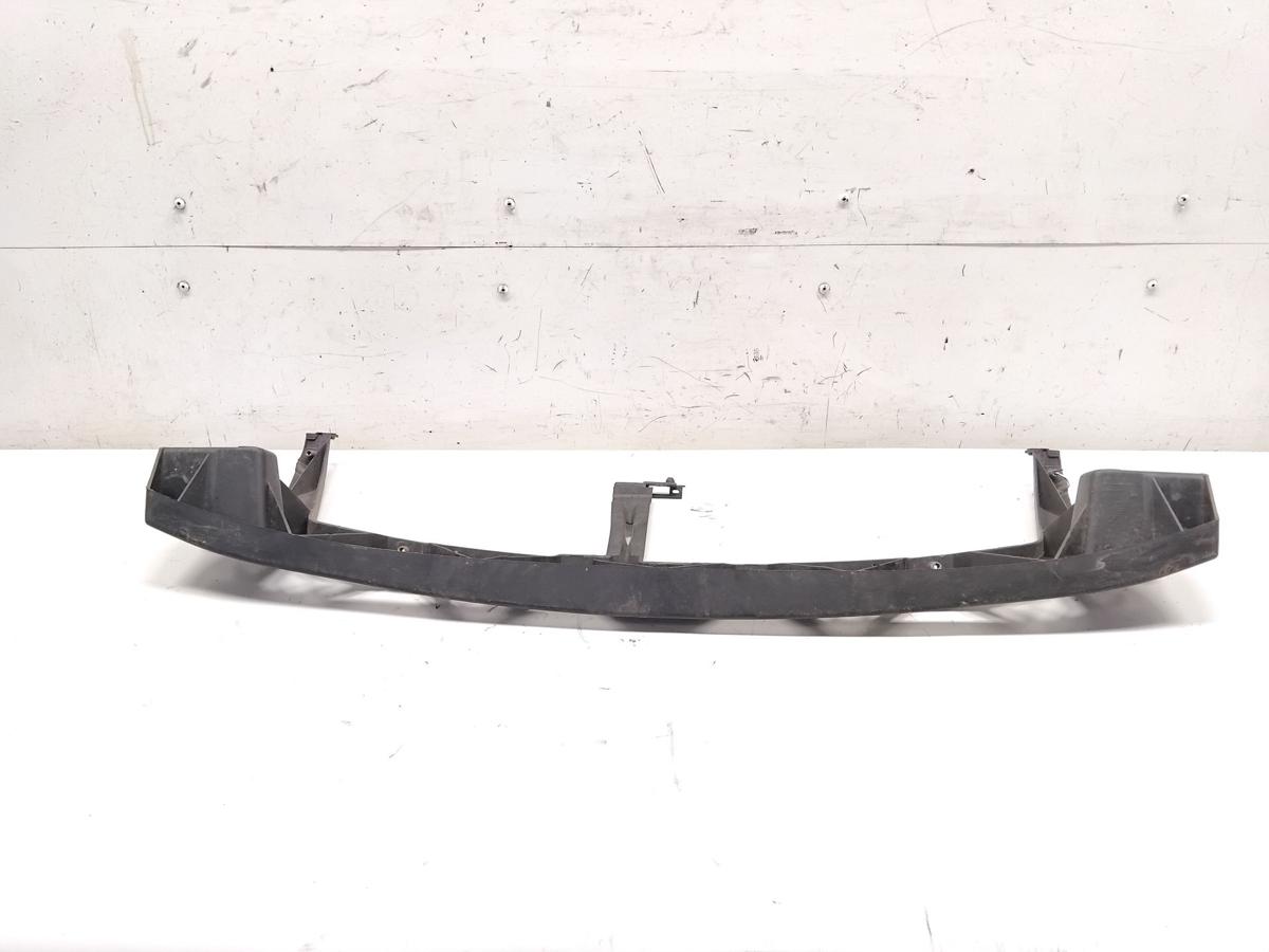 VW Passat 3BG original Grilltr&auml;ger St&uuml;tzteil Sto&szlig;f&auml;nger vorn Bj.2003