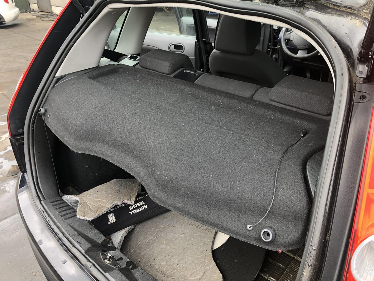 Ford Fiesta ´02 original Hutablage schwarz Abdeckung Koffer/Laderaum Bj 2007