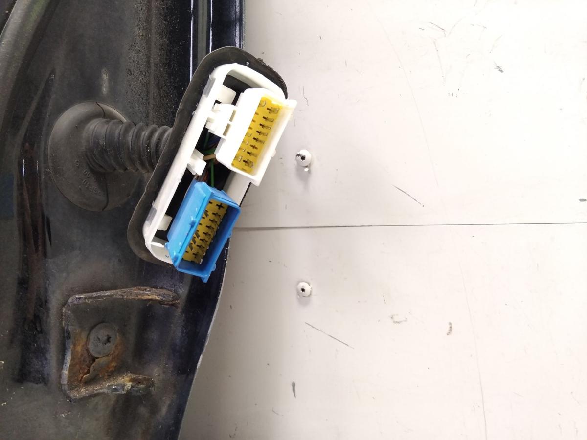 Citroen C4 Serie 2 Typ N T&uuml;r vorn links Fahrert&uuml;r schwarzmetallic KTV Bj.2012