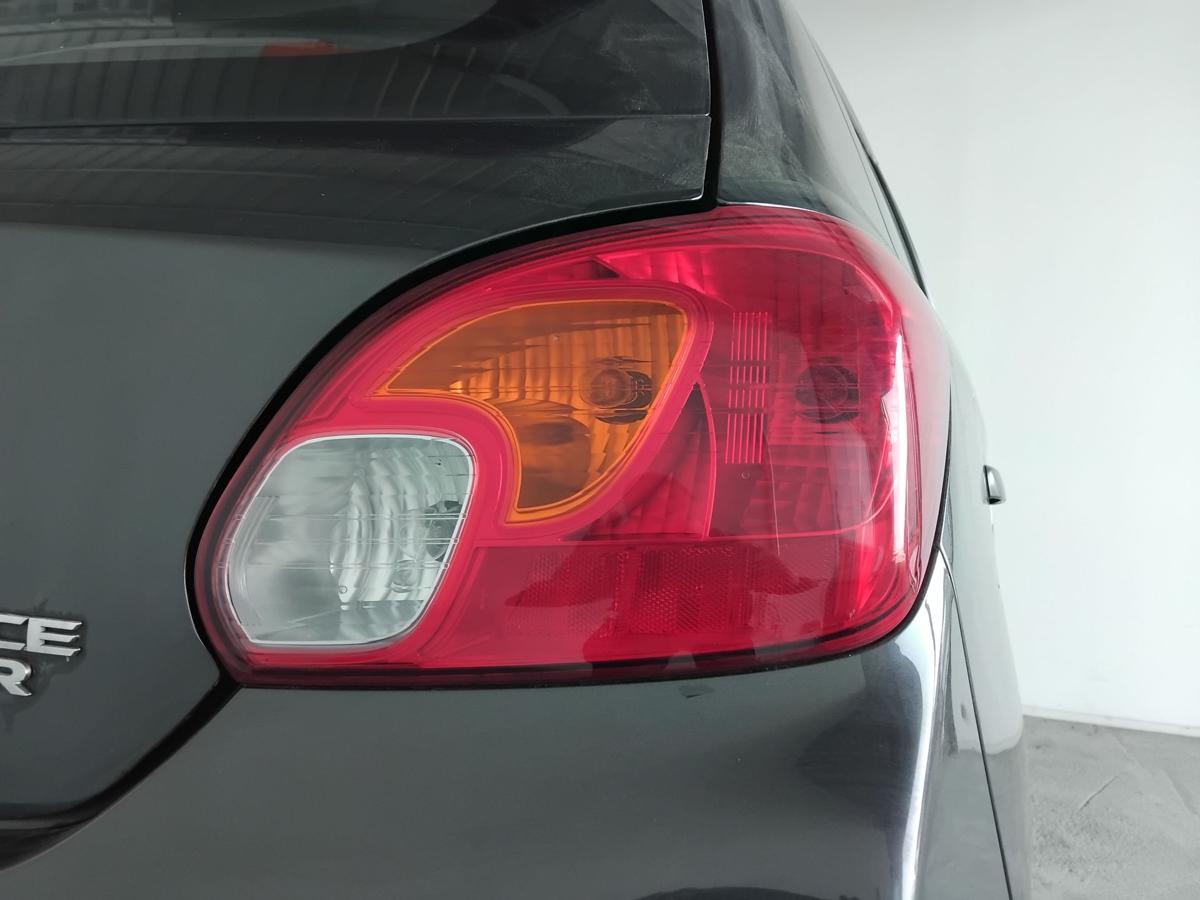 Mitsubishi Space Star A0 original R&uuml;ckleuchte Schlussleuchte rechts BJ2014