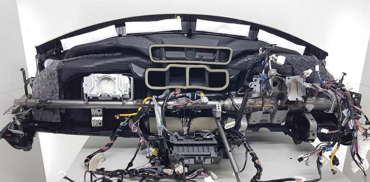 Mitsubishi Eclipse Cross original Armaturenbrett Cockpit Facelift BJ2023