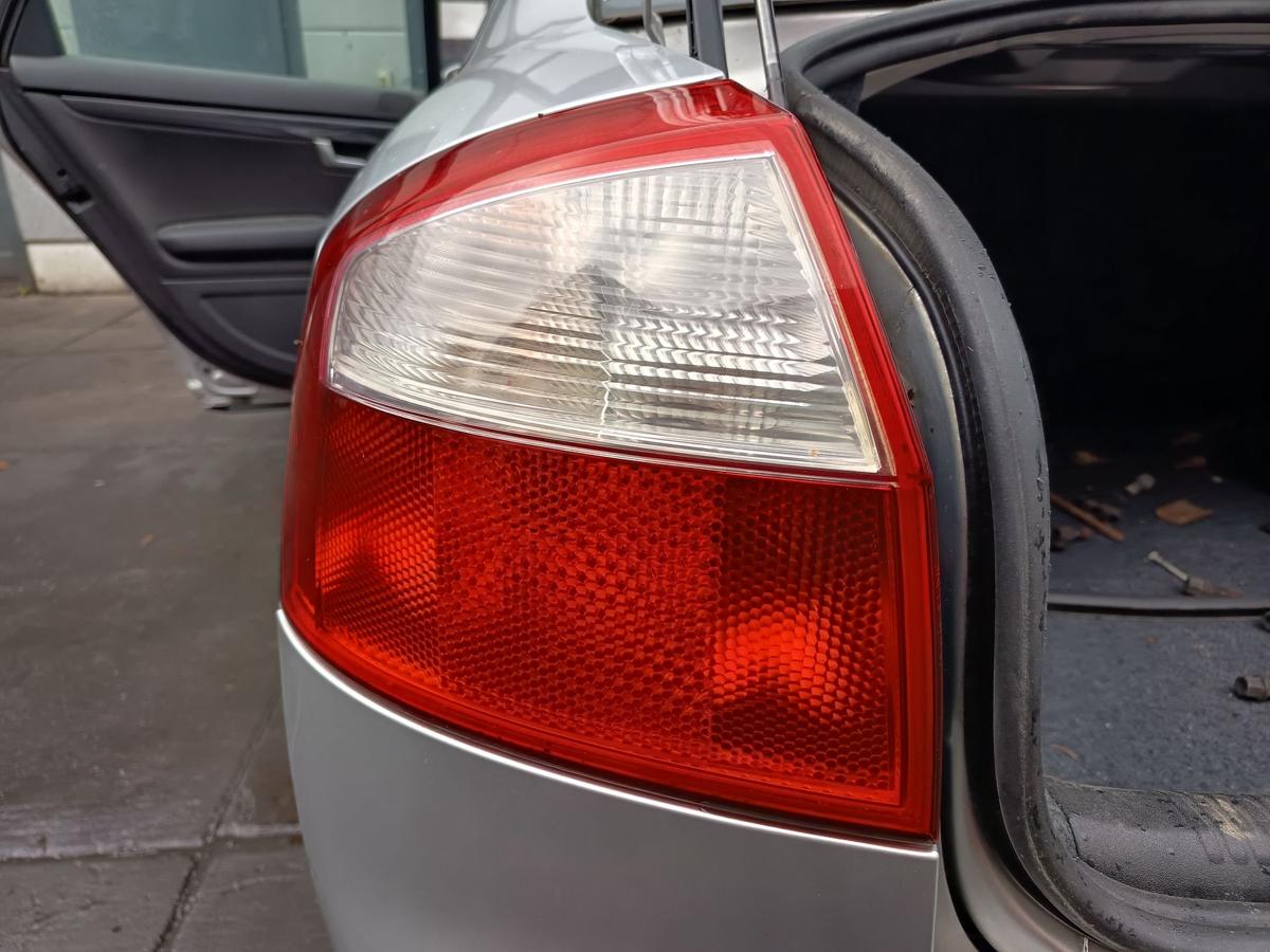 Audi A4 8E B6 original Rückleuchte links Heck/Schluss/Licht Bj 2003