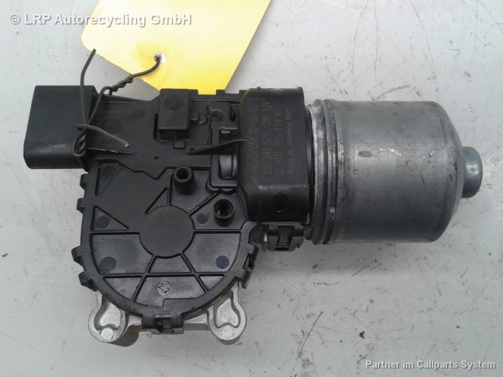 VW Polo 9N Wischermotor vorn 6Q1955119A 0390241524 BOSCH BJ2002