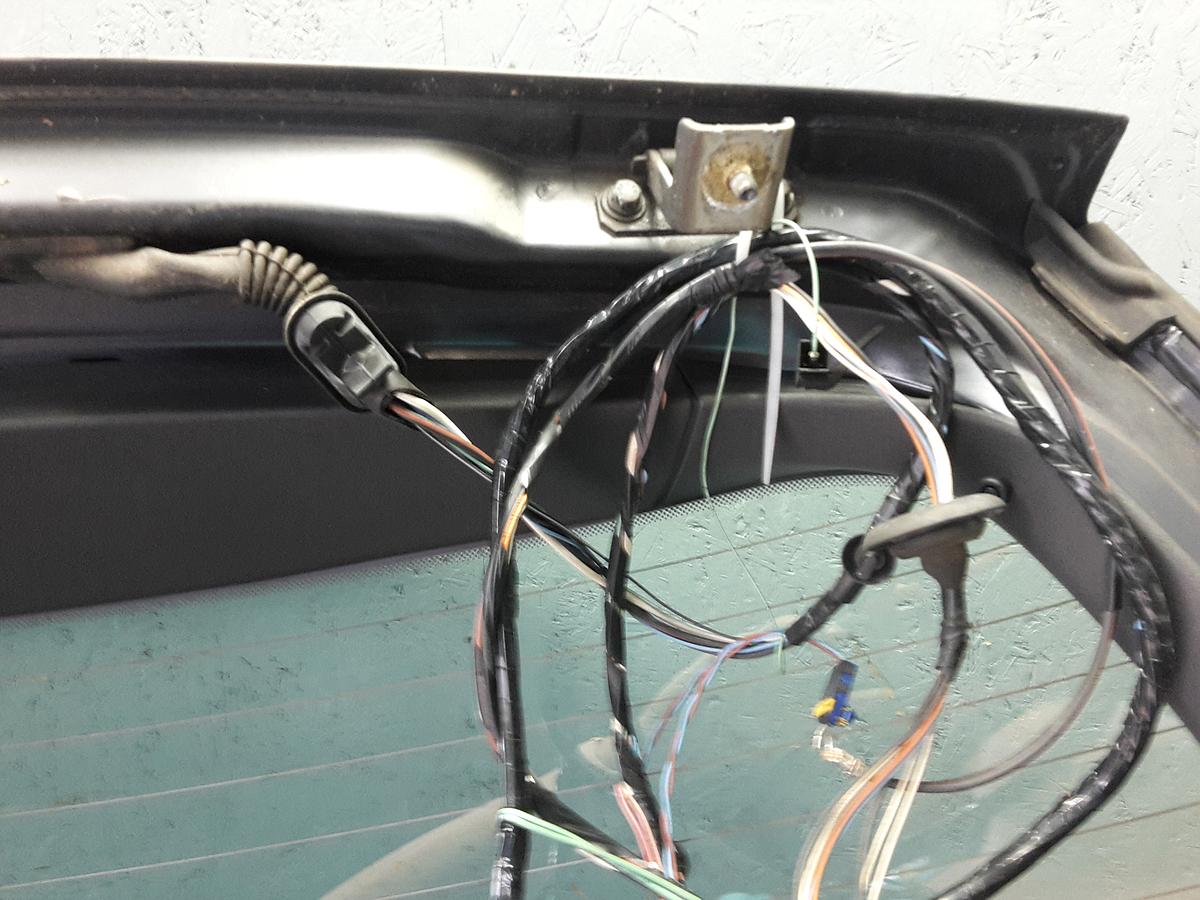 Renault Megane II original Heckklappe mit Scheibe TEB66 Gris Eclipse Bj 2005