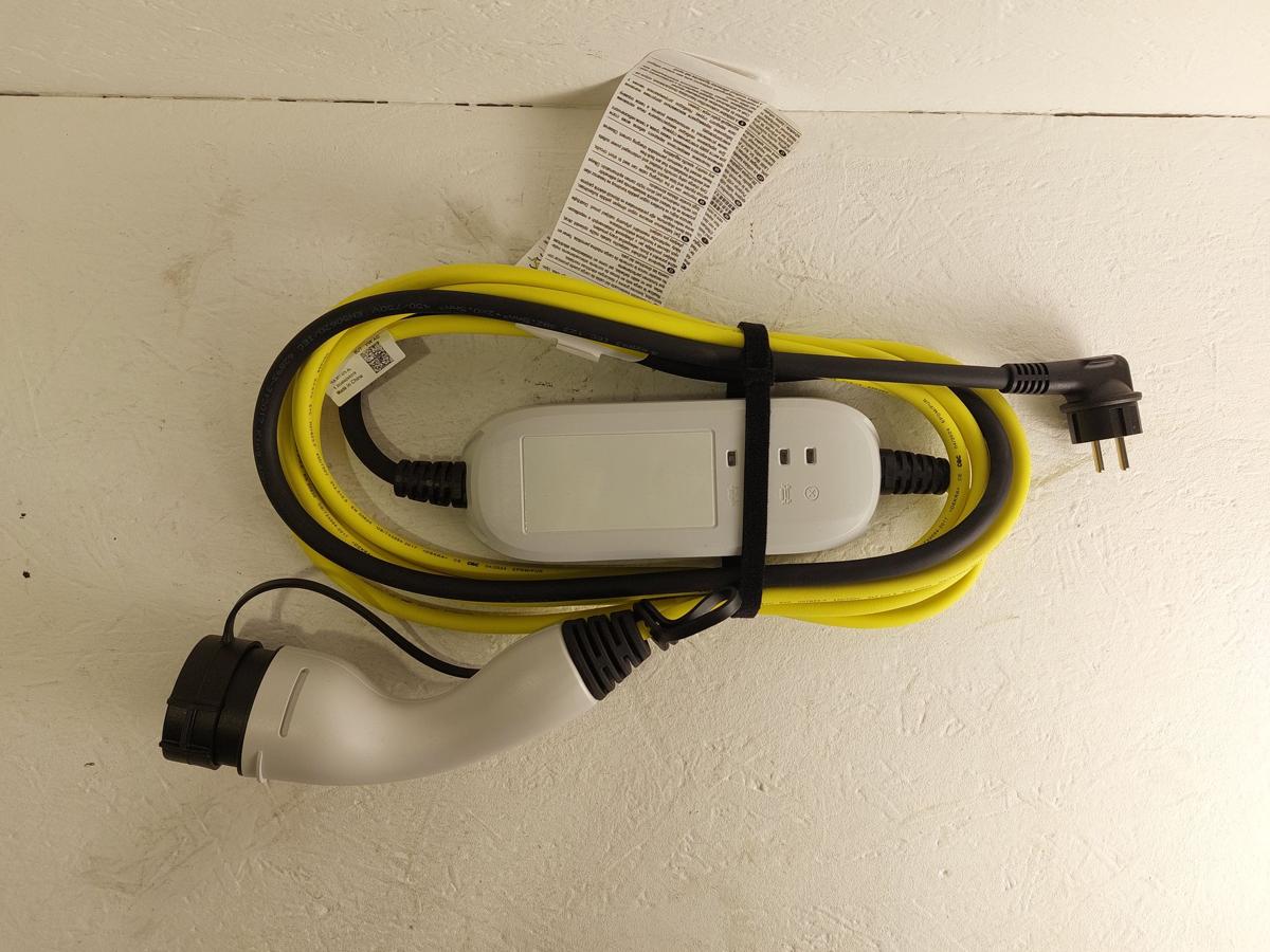 VW Audi Skoda Typ2 E Auto Ladekabel Ladegerät 230V Steckdose Schuko Stecker