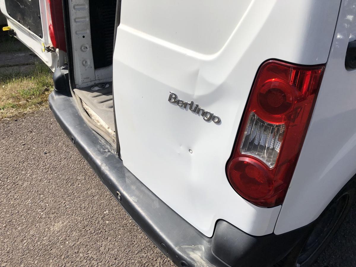 Citroen Berlingo B9 Kasten Heckt&uuml;r Fl&uuml;gelt&uuml;r rechts Heckfl&uuml;gelt&uuml;r SCHADEN