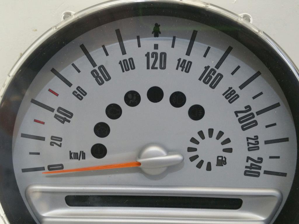 Mini R56 Cooper D Bj.07 Tacho Tachometer Diesel 9136193